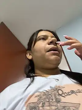 Snapshot of Stefany_Bam chatting on November 2025 01:04:02 AM Stefany Bam online show from November 2025 01:04:02 AM