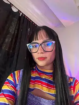 AlannaDollx online show from October 2025 01:23:02 PM