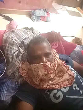 Eswar77 online show from October 2025 01:42:02 PM