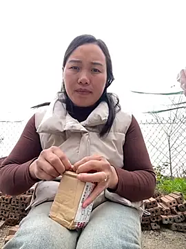 Pii x online show from December 2025 06:44:02 AM