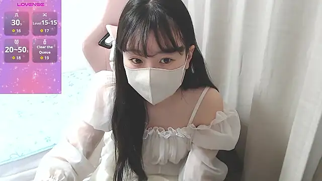 hinako08 online show from November 2025 01:37:01 AM