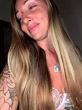 OpheliaRox online show from October 2025 06:15:01 AM