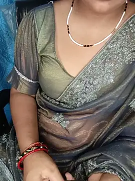 Snapshot of Rashmi_011 chatting on July 2026 12:06:01 AM Rashmi 011 online show from July 2026 12:06:01 AM
