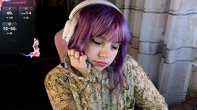 KristiBloom online show from April 2026 10:34:01 PM