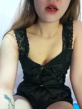 LylyCii6969 online show from December 2025 11:31:02 PM