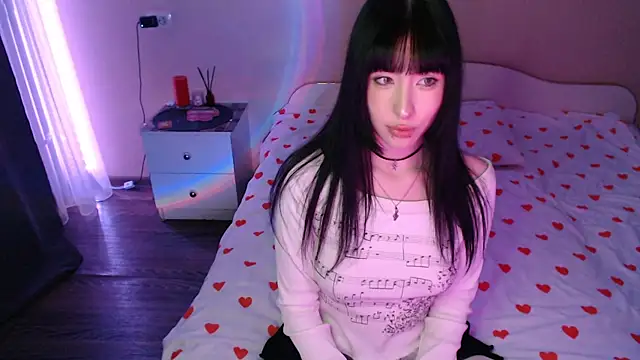 NaemiiBlush online show from November 2025 04:18:02 PM