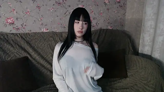 Snapshot of NaemiiBlush chatting on January 2026 06:53:02 PM NaemiiBlush online show from January 2026 06:53:02 PM