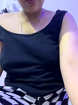 bindiyarani01 online show from November 2025 12:47:01 PM