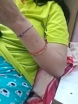 Snapshot of Priyanka_17 chatting on October 2025 07:37:01 PM Priyanka 17 online show from October 2025 07:37:01 PM