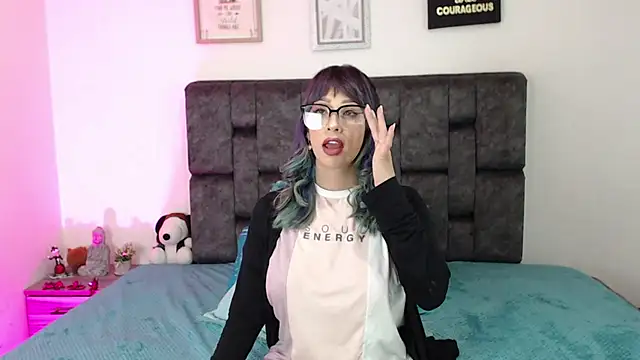 Snapshot of Allisonpetite1 chatting on October 2025 07:58:02 PM Allisonpetite1 online show from October 2025 07:58:02 PM