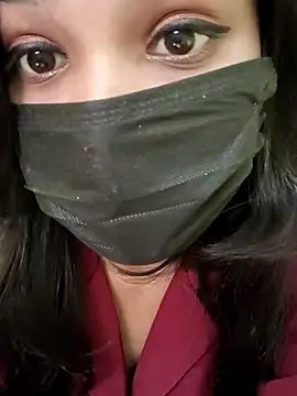 Snapshot of Beautiful_Eye chatting on November 2025 06:46:02 AM Beautiful Eye online show from November 2025 06:46:02 AM