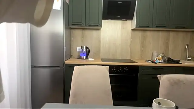 SunnySprinkle online show from October 2025 12:58:01 PM