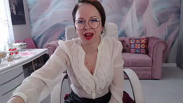 Snapshot of Arisa5000 chatting on March 2025 11:03:01 AM Arisa5000 online show from March 2025 11:03:01 AM