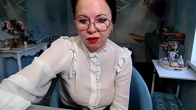 Snapshot of Arisa5000 chatting on September 2025 05:12:01 AM Arisa5000 online show from September 2025 05:12:01 AM