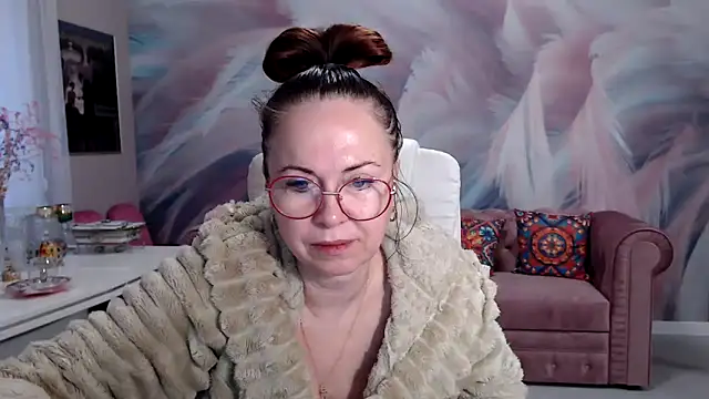 Snapshot of Arisa5000 chatting on October 2025 05:49:02 AM Arisa5000 online show from October 2025 05:49:02 AM