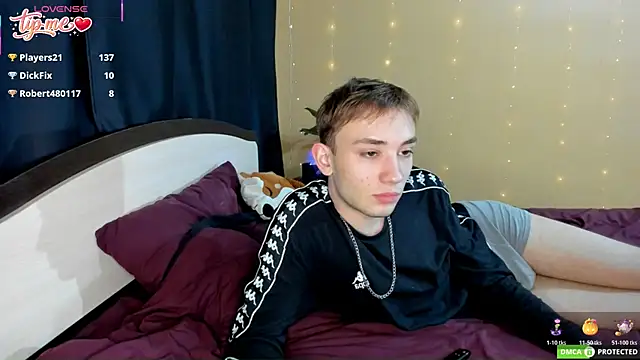 felixcurt69 online show from April 2026 04:53:02 PM