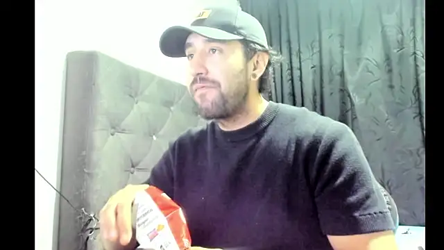 coolfriki online show from December 2025 01:33:02 AM