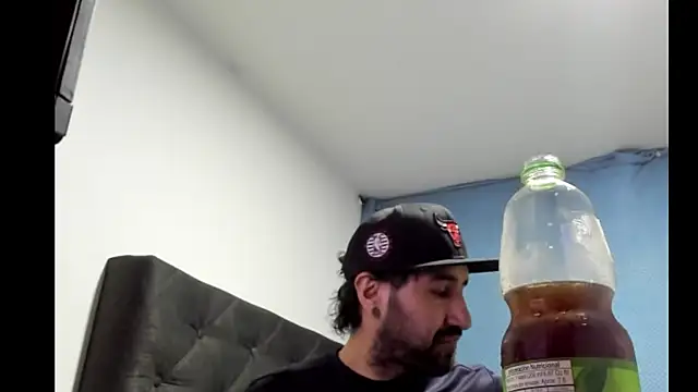 coolfriki online show from January 2026 05:01:01 AM