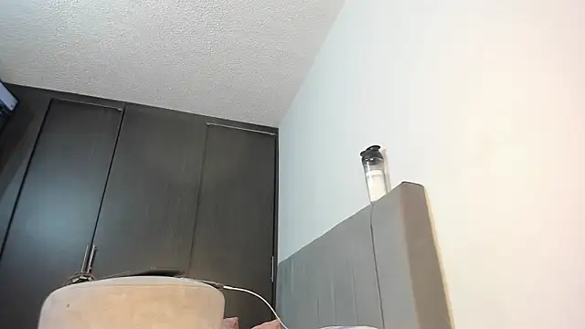 emy collyns online show from February 2026 02:15:01 AM