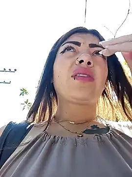 Snapshot of Saray_1-2 chatting on October 2025 03:00:01 PM Saray 1-2 online show from October 2025 03:00:01 PM