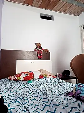 Mau-sophy online show from November 2025 03:23:02 PM