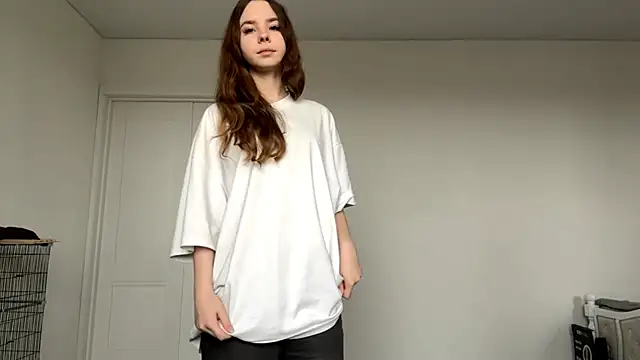 Snapshot of EhtelBiondi chatting on October 2025 08:59:01 AM EhtelBiondi online show from October 2025 08:59:01 AM