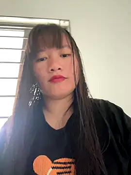 TrangNemo online show from November 2025 06:23:01 AM