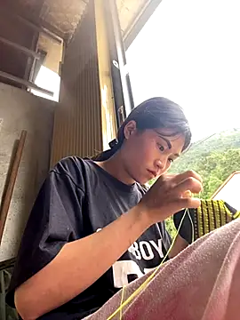 Snapshot of Mylinh- chatting on October 2025 07:06:02 AM Mylinh- online show from October 2025 07:06:02 AM