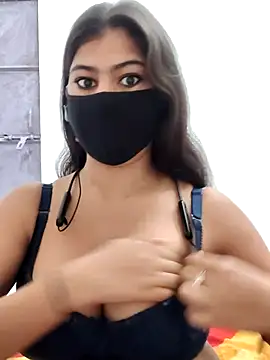 Snapshot of Miya_sistar chatting on March 2026 02:04:01 AM Miya sistar online show from March 2026 02:04:01 AM