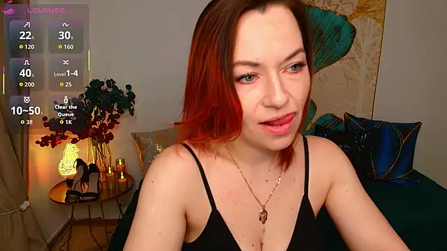 Snapshot of Serena_Foxxx chatting on March 2026 02:26:01 AM Serena Foxxx online show from March 2026 02:26:01 AM