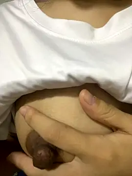 Snapshot of -Harper- chatting on October 2025 06:57:01 AM -Harper- online show from October 2025 06:57:01 AM