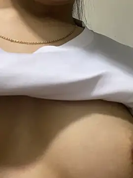 Snapshot of -Harper- chatting on November 2025 03:52:02 PM -Harper- online show from November 2025 03:52:02 PM