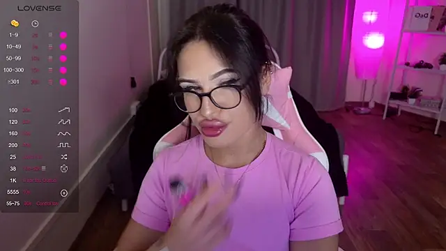 ShayLisse online show from November 2025 04:38:01 AM