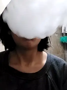 Snapshot of Lollysmile26 chatting on December 2025 07:05:01 AM Lollysmile26 online show from December 2025 07:05:01 AM