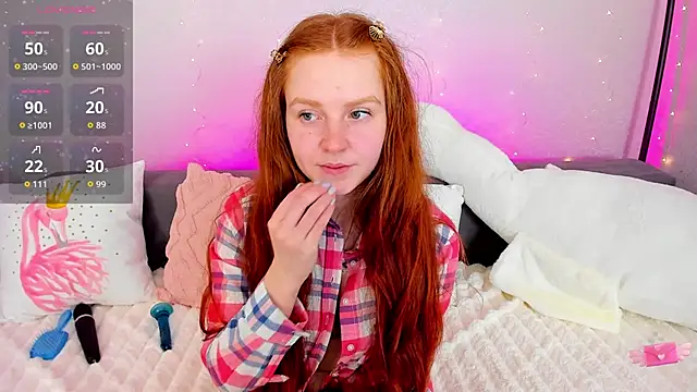 Snapshot of Evarey_ chatting on April 2026 06:30:01 AM Evarey online show from April 2026 06:30:01 AM