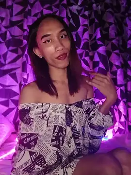 Snapshot of asian_queen31 chatting on July 2026 03:18:02 PM asian queen31 online show from July 2026 03:18:02 PM