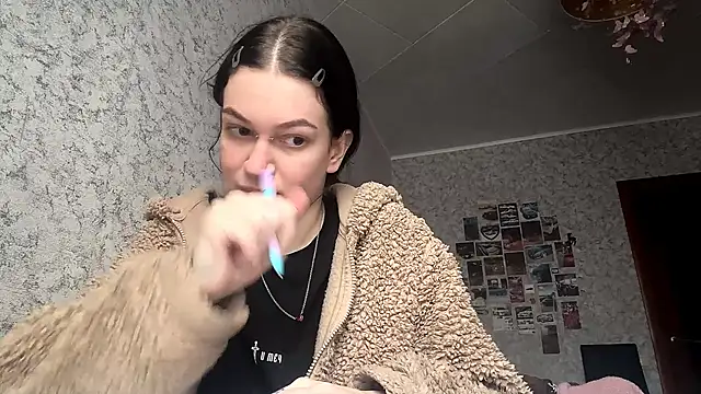 Snapshot of Wallazar_cute chatting on October 2025 01:12:02 PM Wallazar cute online show from October 2025 01:12:02 PM