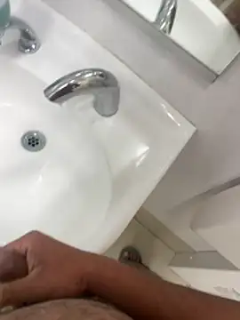 Snapshot of dilscar chatting on November 2025 07:18:01 AM dilscar online show from November 2025 07:18:01 AM