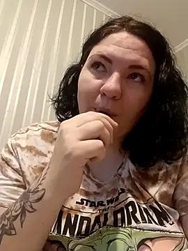 Snapshot of XLisaBlueXs_ chatting on October 2025 10:27:02 AM XLisaBlueXs online show from October 2025 10:27:02 AM