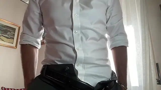 Snapshot of MarioDragon101_ chatting on October 2025 01:22:01 PM MarioDragon101  online show from October 2025 01:22:01 PM