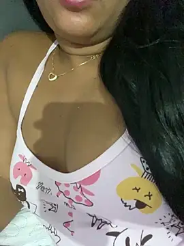 Snapshot of Brunamorenago chatting on March 2026 11:59:01 PM Brunamorenago online show from March 2026 11:59:01 PM