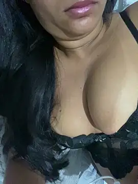 Snapshot of Brunamorenago chatting on April 2026 10:41:01 AM Brunamorenago online show from April 2026 10:41:01 AM