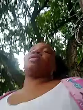 Snapshot of Bigasshott_ chatting on November 2025 06:29:02 PM Bigasshott online show from November 2025 06:29:02 PM