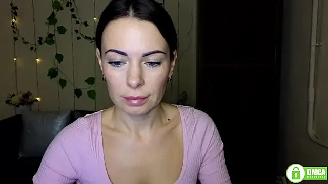 Rita lovvylyou online show from November 2025 06:25:01 AM