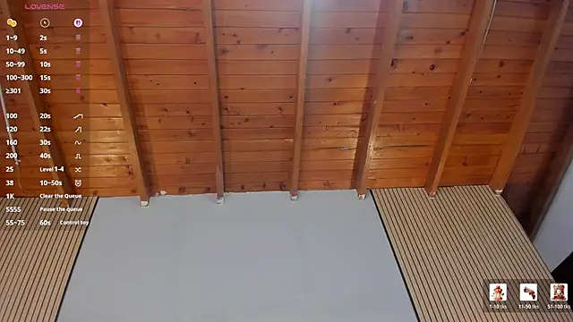 Snapshot of TianaGlow44 chatting on March 2026 10:10:01 AM TianaGlow44 online show from March 2026 10:10:01 AM