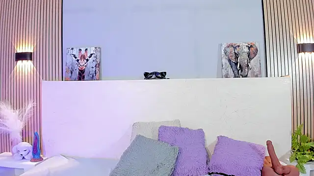 Snapshot of TianaGlow44 chatting on April 2026 06:41:02 AM TianaGlow44 online show from April 2026 06:41:02 AM