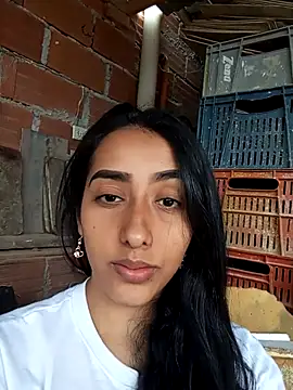 Queen sofya online show from October 2025 05:33:02 PM