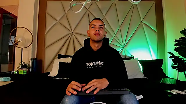 IanBlaze  online show from October 2025 11:31:02 AM