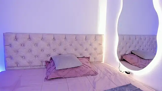 Nina fox 0691 online show from November 2025 11:53:01 AM