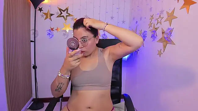 Snapshot of allison_mc chatting on February 2026 12:46:01 PM allison mc online show from February 2026 12:46:01 PM